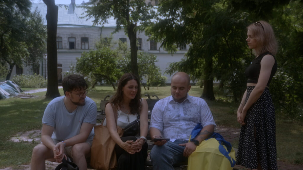 wt_the_invisible_force_final (2160p).00_12_31_20.Still007